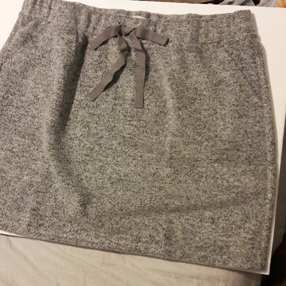 New Loft above the knee XL skirt
